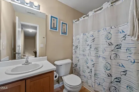 212 Haywards Lane Mebane NC 27302