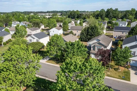 212 Haywards Lane Mebane NC 27302