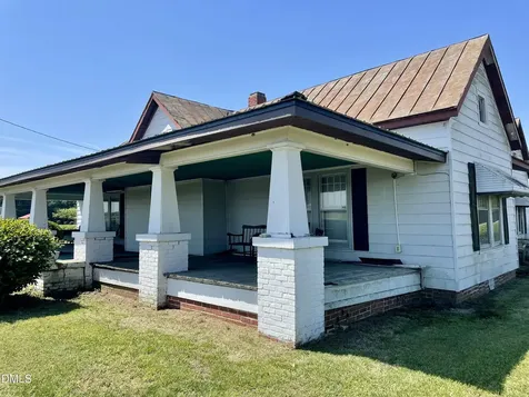 2880 Grantham School Road Mount Olive NC 28365