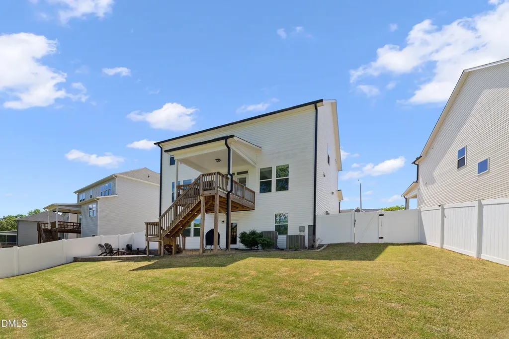 431 Forestview Crest Way Fuquay Varina NC 27526