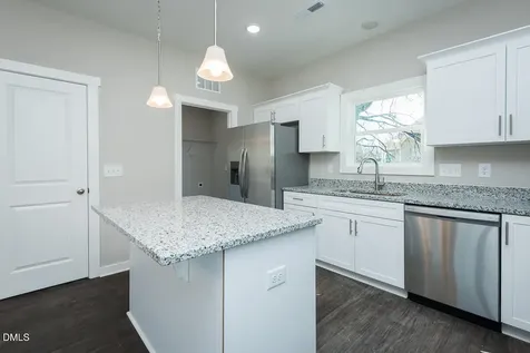 555 Pinnix Road Burlington NC 27217