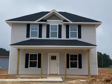 1042 Pinnix Loop Burlington NC 27217