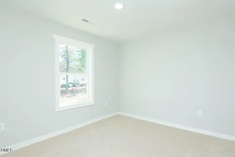 559 Pinnix Road Burlington NC 27217