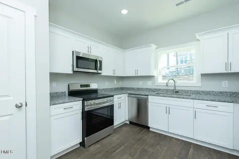559 Pinnix Road Burlington NC 27217