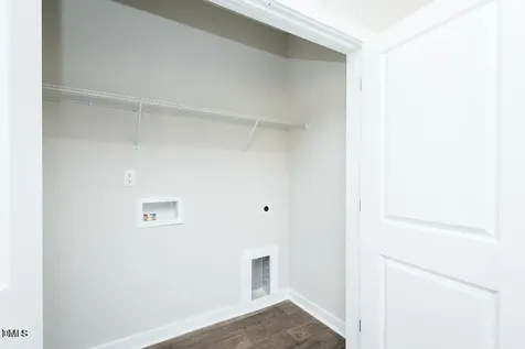 1016 Pinnix Loop Burlington NC 27217