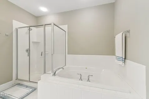 10411 Rosegate Court Raleigh NC 27617