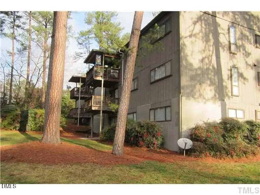 533 Pine Ridge Place Raleigh NC 27609
