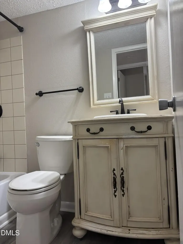 533 Pine Ridge Place Raleigh NC 27609