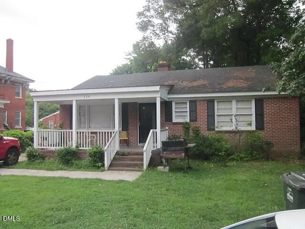 404 Rogers Avenue N Wilson NC 27893