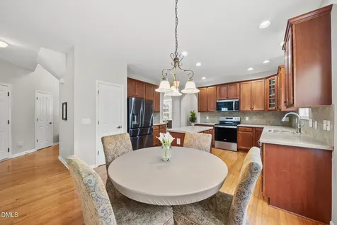 5 Stonehouse Court Durham NC 27713