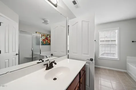 5 Stonehouse Court Durham NC 27713
