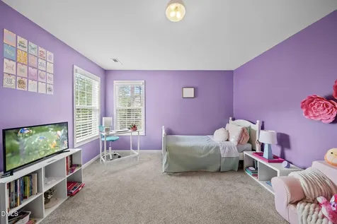 5 Stonehouse Court Durham NC 27713