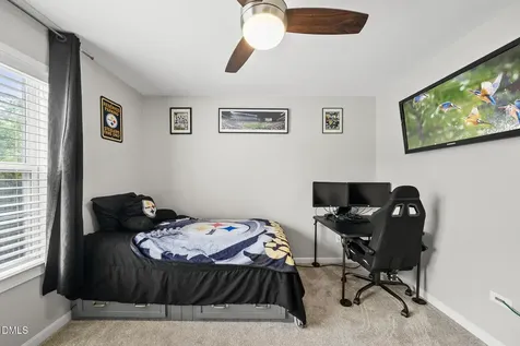 5 Stonehouse Court Durham NC 27713