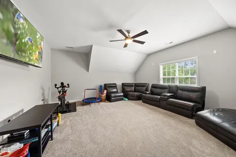 5 Stonehouse Court Durham NC 27713