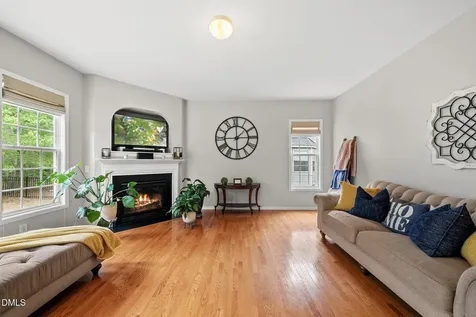 5 Stonehouse Court Durham NC 27713