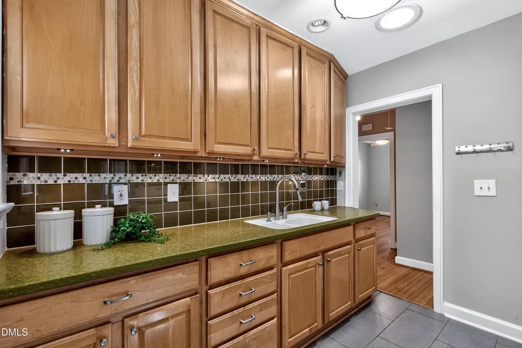 1506 Hanover Street Raleigh NC 27608
