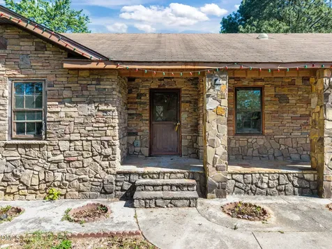 101 Bainbridge Circle Garner NC 27529