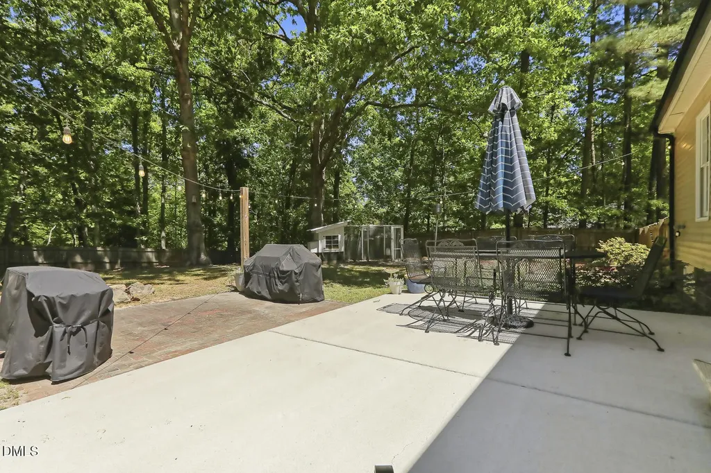 165 Hammerstone Drive Fuquay Varina NC 27526