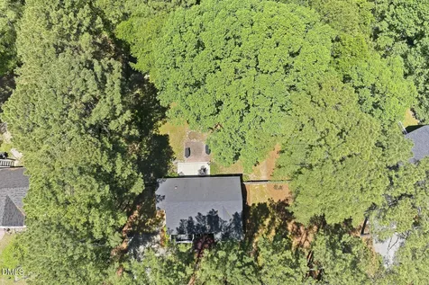 165 Hammerstone Drive Fuquay Varina NC 27526