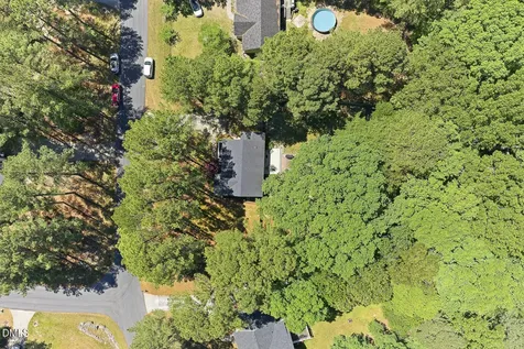 165 Hammerstone Drive Fuquay Varina NC 27526