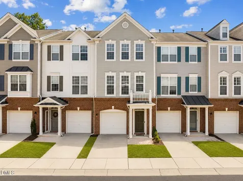4824 Wyatt Brook Way Raleigh NC 27609