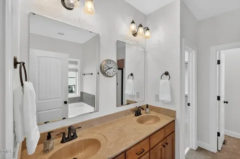 40 Larkspur Court Youngsville NC 27596