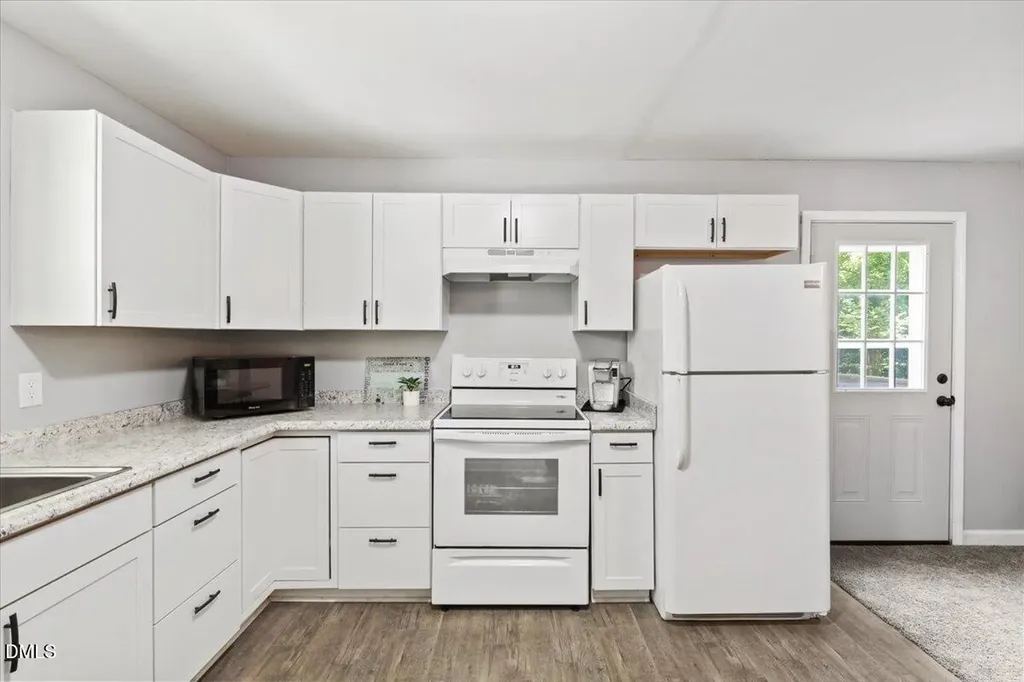 320 Holland Glen Street Fuquay Varina NC 27526
