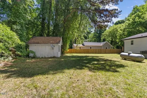 320 Holland Glen Street Fuquay Varina NC 27526