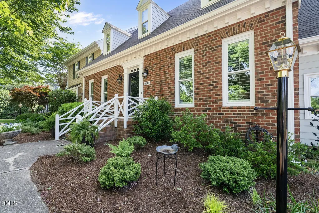 6110 Staffordshire Court Raleigh NC 27609