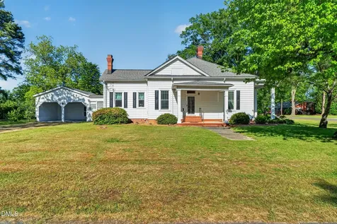301 E Stanley Street Four Oaks NC 27524
