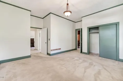 301 E Stanley Street Four Oaks NC 27524