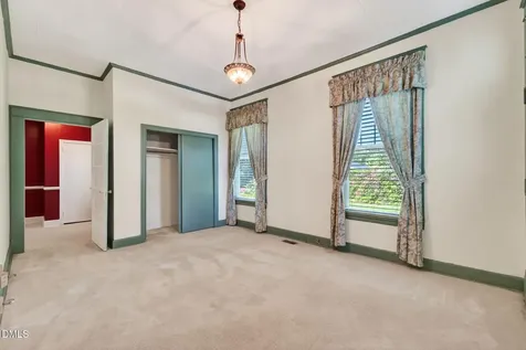 301 E Stanley Street Four Oaks NC 27524