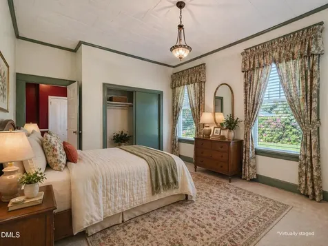 301 E Stanley Street Four Oaks NC 27524