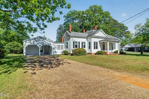 301 E Stanley Street Four Oaks NC 27524