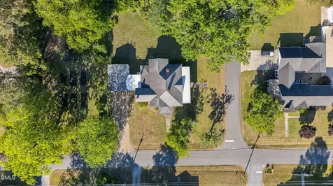 301 E Stanley Street Four Oaks NC 27524