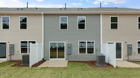 25 Bee Garden Court Angier NC 27501