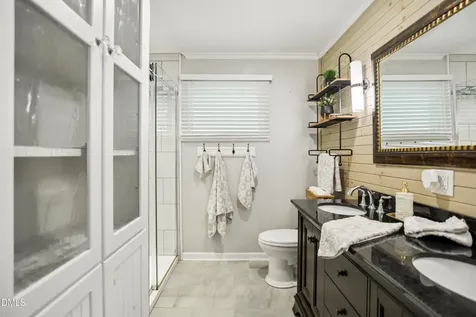 313 Robert Street Cary NC 27511