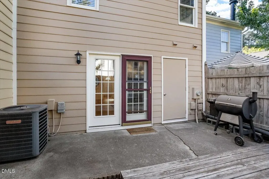 5607 Windy Hollow Court Raleigh NC 27609