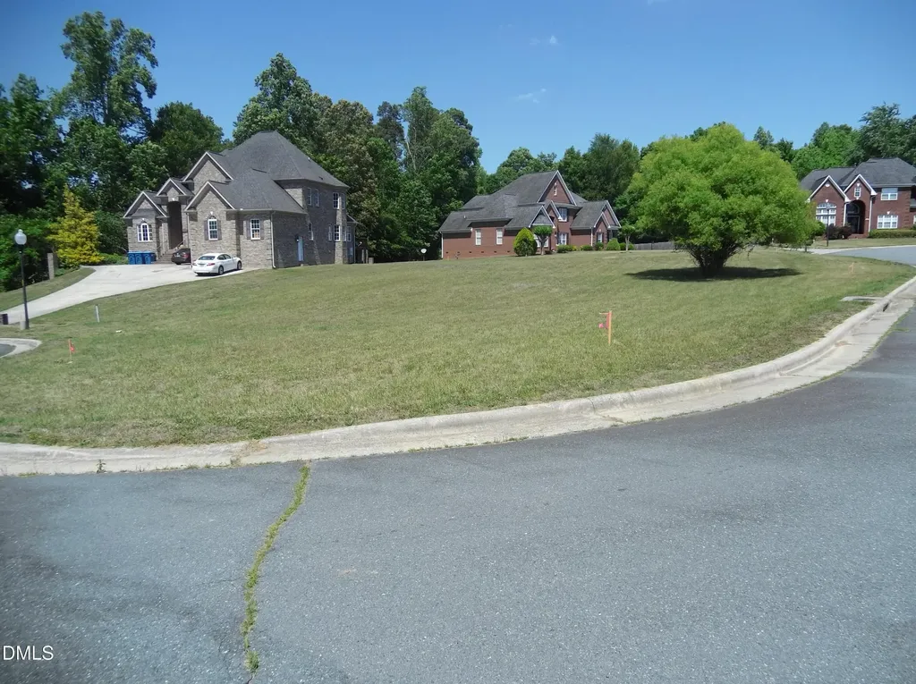 1903 Deidre Court Greensboro NC 27406