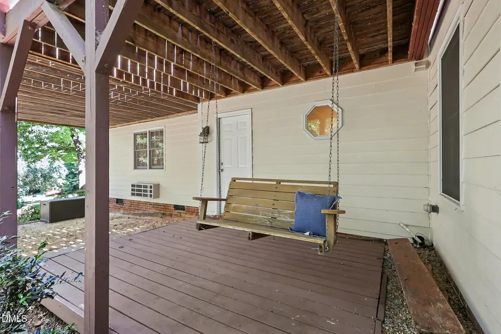 5221 Linksland Drive Holly Springs NC 27540