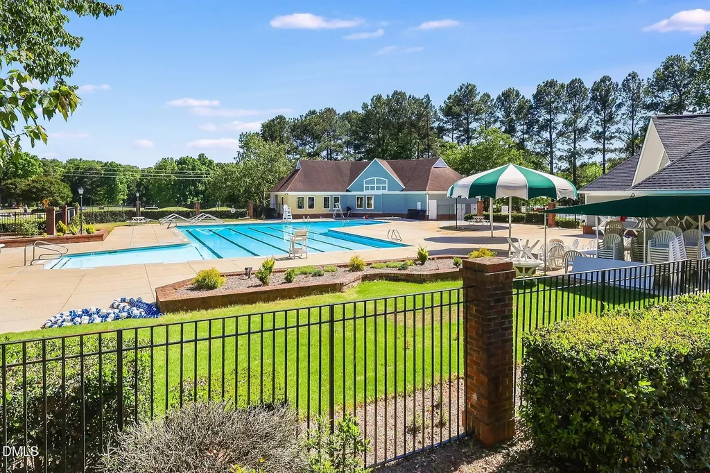 5221 Linksland Drive Holly Springs NC 27540