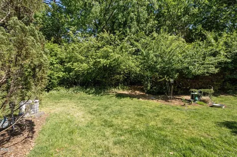 330 Standish Drive Chapel Hill NC 27517