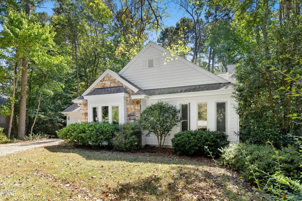 3 Peaceful Place Chapel Hill NC 27517