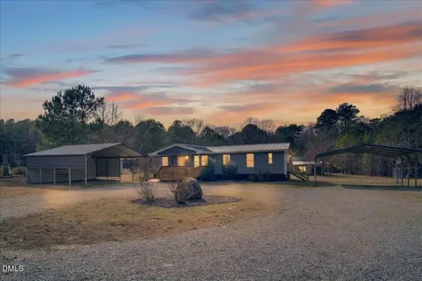 145 Hunter Lane Henderson NC 27537