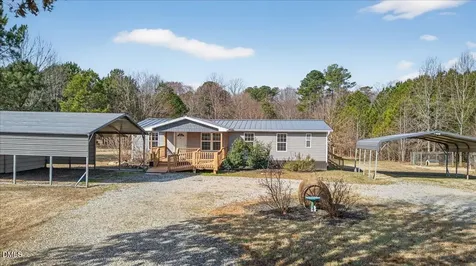 145 Hunter Lane Henderson NC 27537
