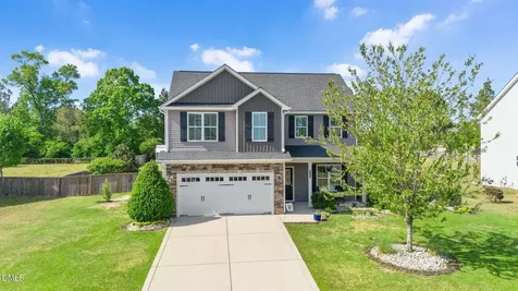 312 Avery Pond Drive Fuquay Varina NC 27526