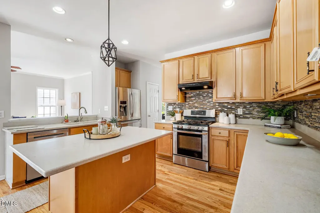 102 Adrians Place Chapel Hill NC 27514