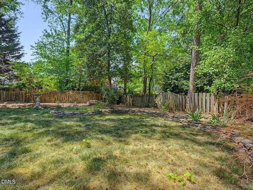 2725 Dahlgreen Road Raleigh NC 27615