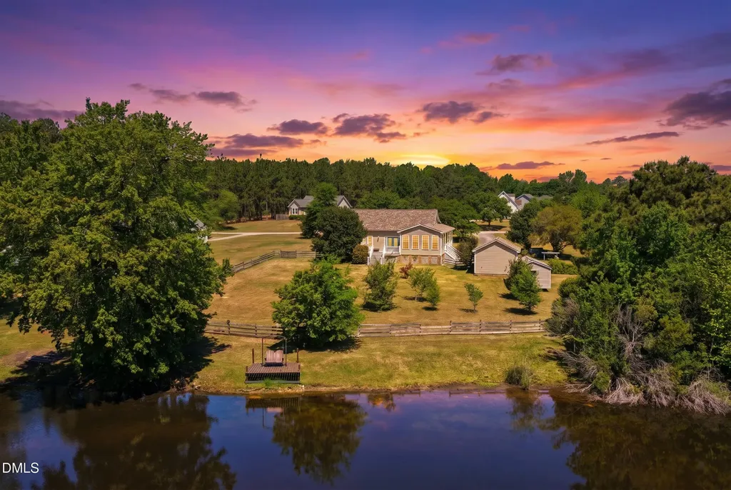 31 Vanstore Drive Fuquay Varina NC 27526