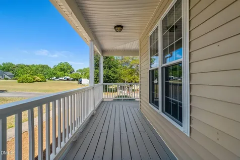 31 Vanstore Drive Fuquay Varina NC 27526